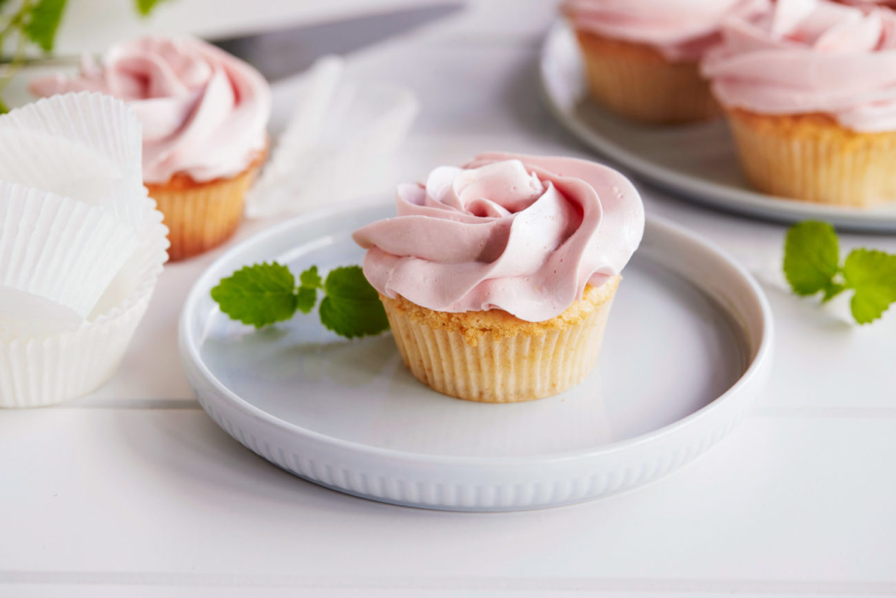 Tysk smørkrem perfekt glasur til muffins Oppskrift fra Melange