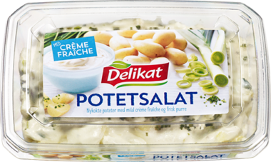 Delikat potetsalat med crème fraîche og purre