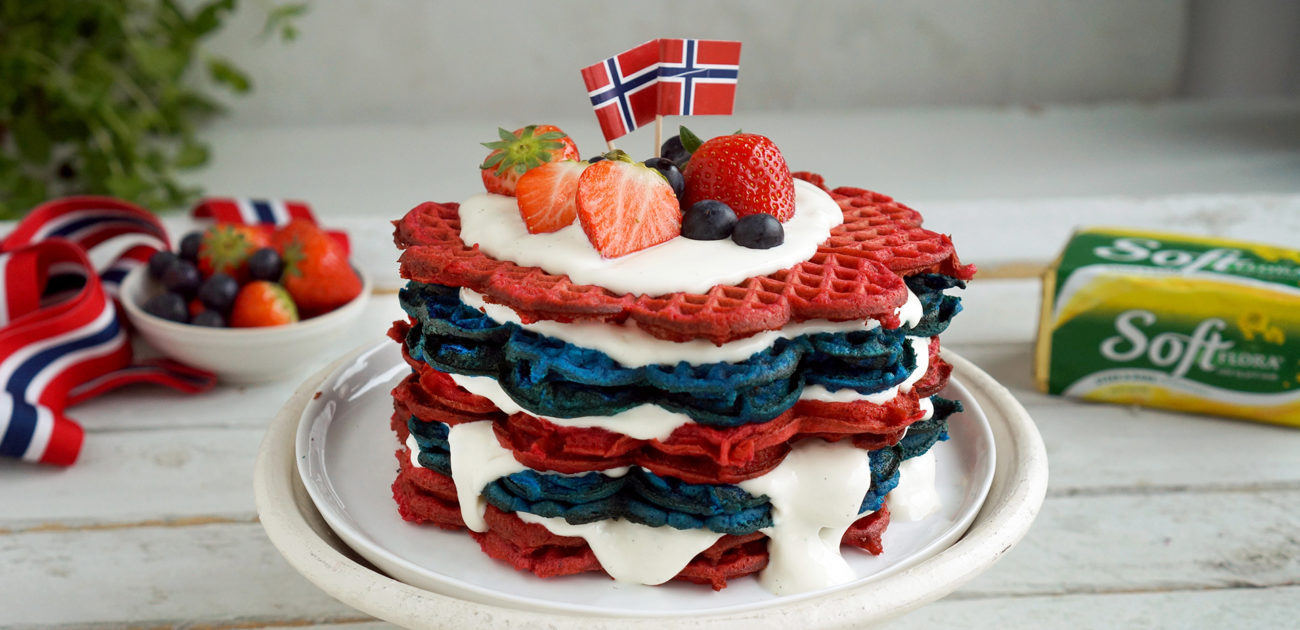 Røde og blå vafler i lekkert vaffeltårn til 17. mai